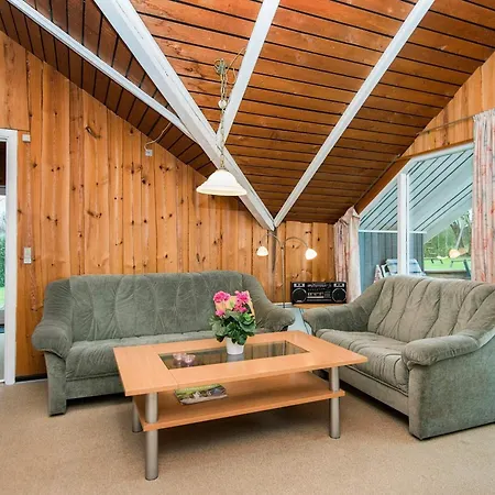 6 Person In Hébergement de vacances Hejls